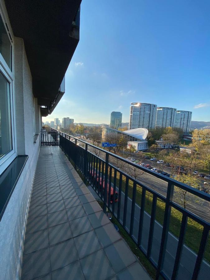 Tiffany Apartment Hotel Μπρατισλάβα Εξωτερικό φωτογραφία