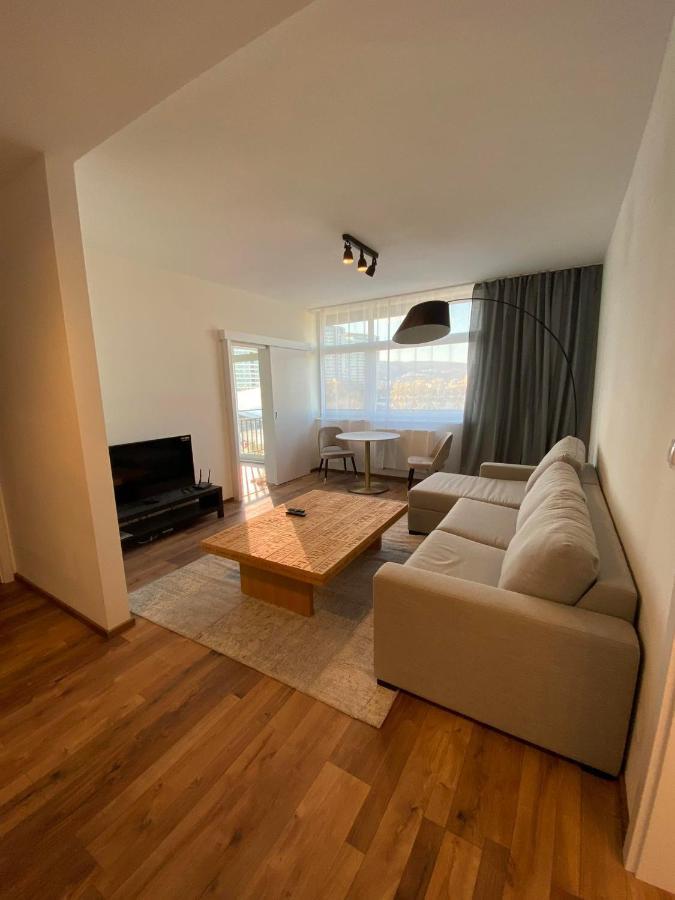 Tiffany Apartment Hotel Μπρατισλάβα Δωμάτιο φωτογραφία